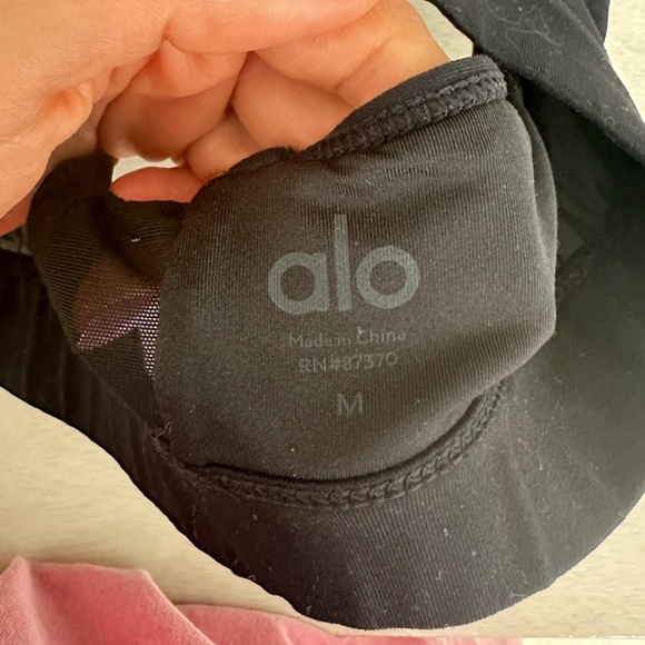 Alo Yoga Ultimate Mesh-Inset Sports Bra Size: M - Picture 5 of 5